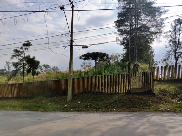 IMOVEL:- O QUINHAO NO 02 (DOIS) COM A AREA DE 9.584,92 M2, localizado em São José Dos Pinhais - PR, bairro Borda do Campo
