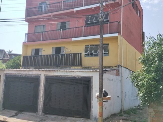 DATA DE TERRAS Nº 95 DA QUADRA Nº 05, MEDINDO A ÁREA DE 295,94M² - RUA CAJA, 80, localizado em Londrina - PR, bairro Jardim Panorama