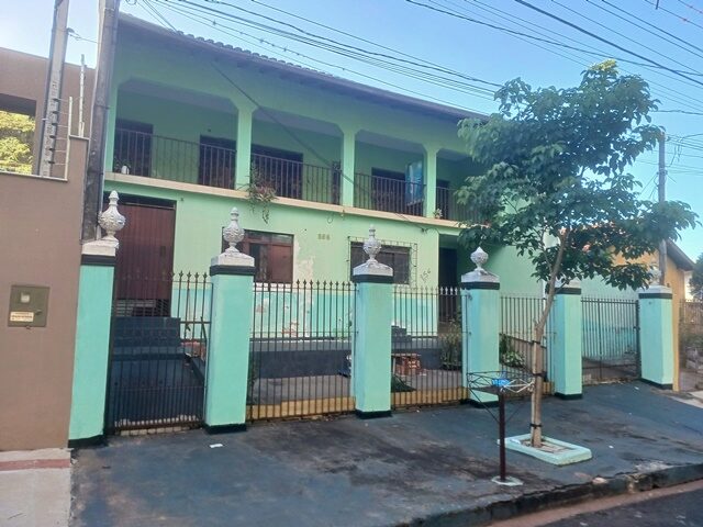 DATA DE TERRAS SOB Nº 08, DA QUADRA Nº 03, COM A ÁREA DE 330,00M² - RUA ATILIO SCUDELER, 856, localizado em Londrina - PR, bairro Jardim Real
