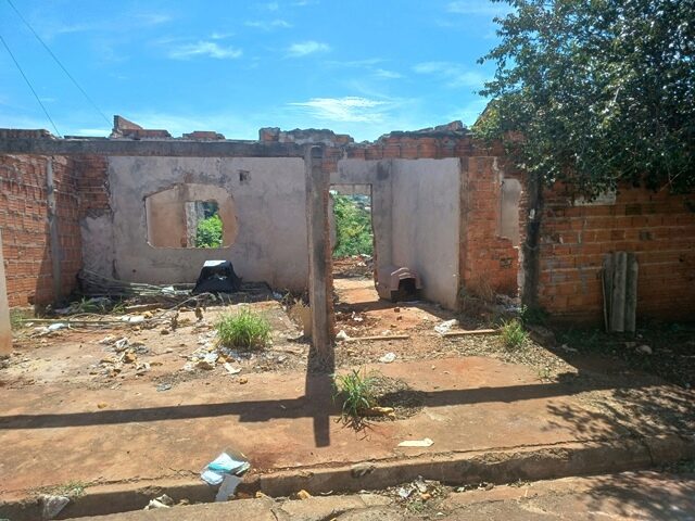 LOTE DE TERRAS SOB Nº 03, DA QUADRA Nº 26, COM A ÁREA DE 321,40M² - RUA MATILDE BENICIO PINTO, S/Nº, localizado em Londrina - PR, bairro Jardim Nova Olinda