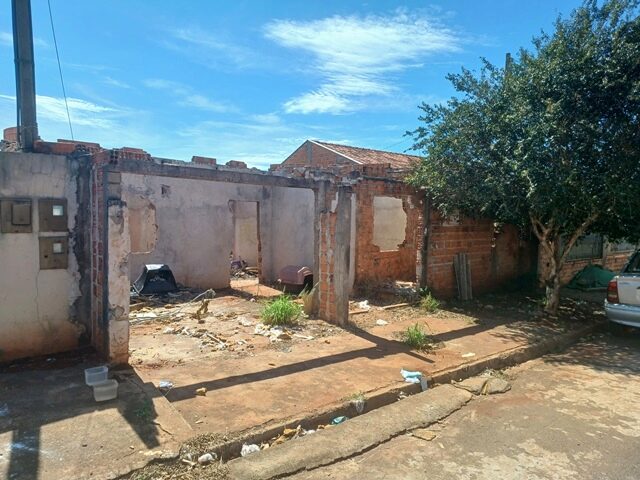 LOTE DE TERRAS SOB Nº 03, DA QUADRA Nº 26, COM A ÁREA DE 321,40M² - RUA MATILDE BENICIO PINTO, S/Nº, localizado em Londrina - PR, bairro Jardim Nova Olinda