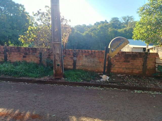 UMA ÁREA DE TERRAS COM APROXIMADAMENTE 1.125,00M² - RUA ASTOLFO NOGUEIRA, S/N°, localizado em Londrina - PR