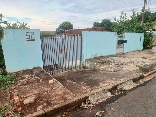 LOTE Nº 04, DA QUADRA Nº 24, COM A ÁREA DE 217,10M² - RUA APARECIDO RAMOS, 52, localizado em Londrina - PR