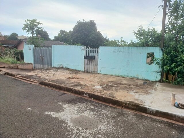 LOTE Nº 04, DA QUADRA Nº 24, COM A ÁREA DE 217,10M² - RUA APARECIDO RAMOS, 52, localizado em Londrina - PR