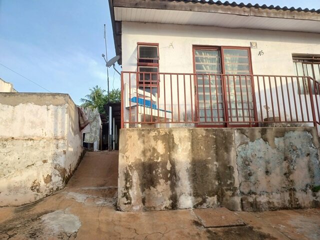LOTE Nº 14, DA QUADRA Nº 24, COM A ÁREA DE 220,70M² - RUA ELIAS KAUAM, 45, localizado em Londrina - PR, bairro Setor Ii