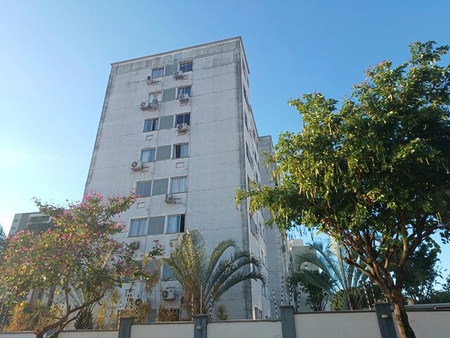 APARTAMENTO Nº 109, DA TORRE 02, SITUADO NO 1º PAVIMENTO - TÉRREO, DO SPAZIO LA FONTAINE - RUA MARIA CALSAVARA GALLO, 350, localizado em Londrina - PR