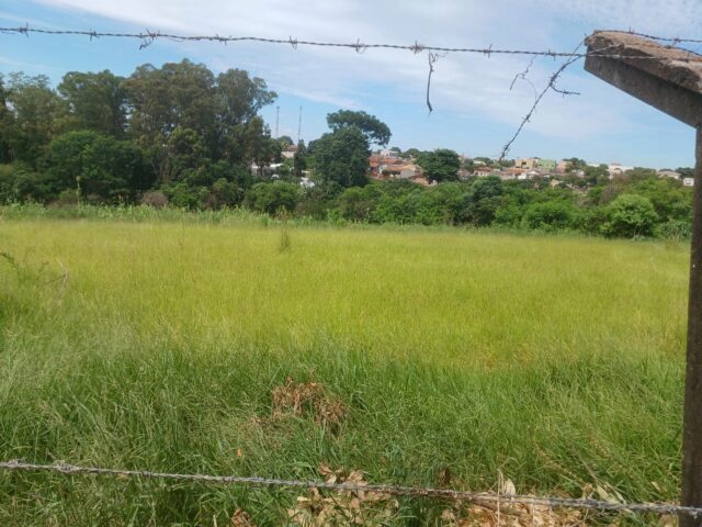 CHÁCARA DE TERRAS SOB Nº 26, MEDINDO A ÁREA DE 15.750,00M² - RUA MADRE HENRIQUETA DOMINICI, S/Nº, localizado em Londrina - PR, bairro Jardim Shangri-lá