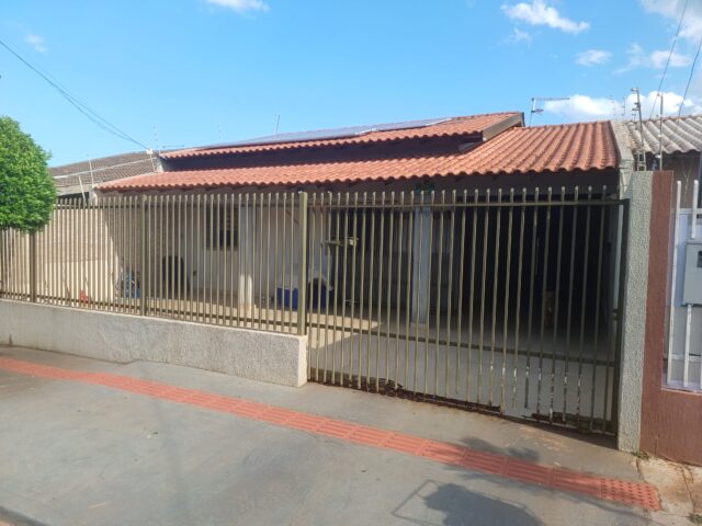 LOTE DE TERRAS Nº 11, DA QUADRA Nº 07, MEDINDO A ÁREA DE 250,00 M² - RUA ANITA MAGALHÃES DE OLIVEIRA, 120, localizado em Londrina - PR