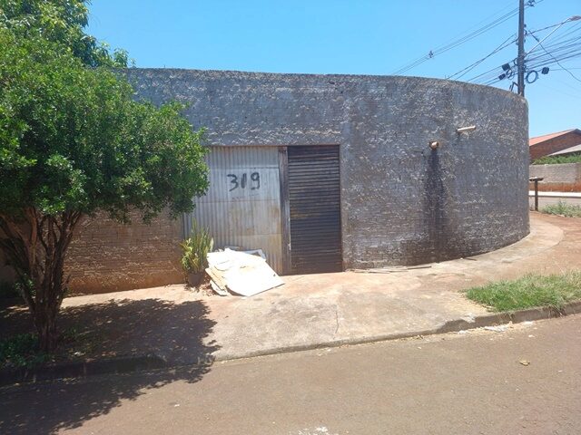 DATA DE TERRAS SOB Nº 01, DA QUADRA Nº 10, COM A ÁREA DE 312,29M² - RUA SÃO GONÇALO, 319, localizado em Londrina - PR, bairro Jardim Anaterra