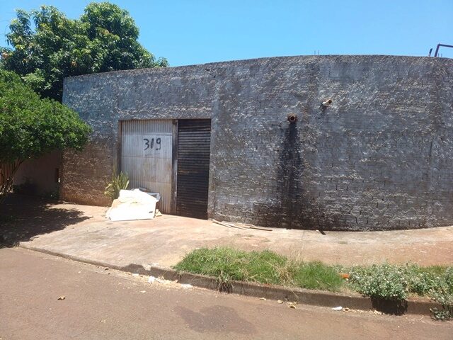 DATA DE TERRAS SOB Nº 01, DA QUADRA Nº 10, COM A ÁREA DE 312,29M² - RUA SÃO GONÇALO, 319, localizado em Londrina - PR, bairro Jardim Anaterra