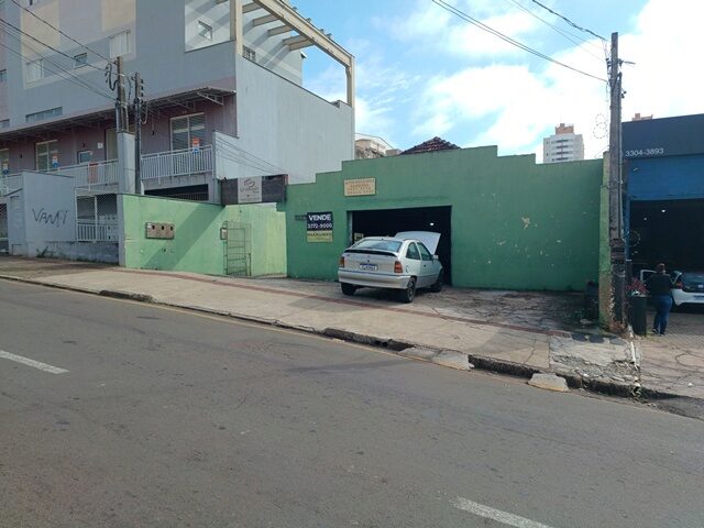 Imagem do imóvel DATA DE TERRAS SOB Nº 10, DA QUADRA Nº 113, COM A ÁREA DE 562,50M² - RUA SÃO SALVADOR, 1258