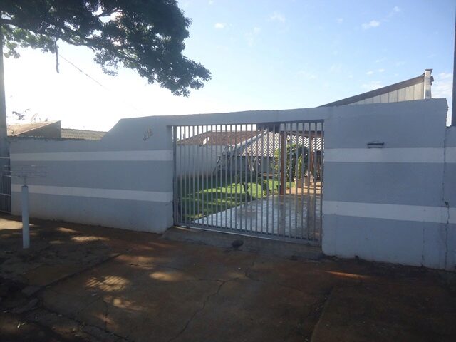 UMA DATA DE TERRAS SOB Nº 29, DA QUADRA Nº VI, COM A ÁREA DE 292,60M² - RUA ARARACANGA, 316, localizado em Londrina - PR, bairro Jardim Santa Rita