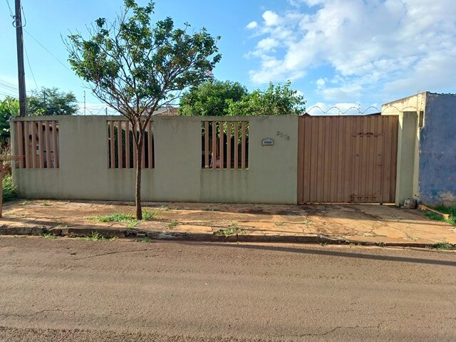 LOTE DE TERRAS SOB Nº 01, DA QUADRA Nº 03, COM ÁREA DE 250,14M² - AVENIDA CAFE RUBIACEA, 2276, localizado em Londrina - PR, bairro Jardim Everest