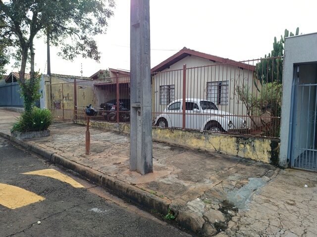 Imagem do imóvel DATA DE TERRAS SOB Nº 17, DA QUADRA Nº VII, MEDINDO A ÁREA DE 292,60M² - RUA ELIAS VISCARDI, 204