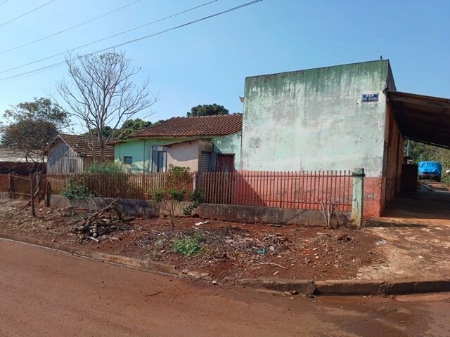 DATA DE TERRAS Nº 16, DA QUADRA Nº 26, MEDINDO A ÁREA DE 532,26M² - AVENIDA DOUTOR GUSTAVO AVELINO CORREIA, 605, localizado em Londrina - PR
