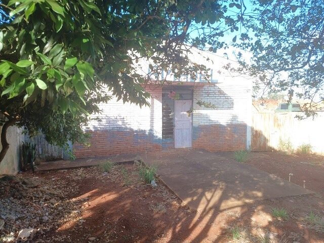 DATA TERRAS Nº 03, DA QUADRA Nº 23, COM ÁREA DE 480,00M² - RUA DOUTOR GUSTAVO AVELINO CORREA, S/Nº, localizado em Londrina - PR