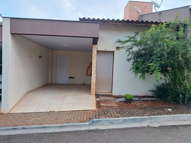 UNIDADE N° 10 - TIPO C, DE 01 PAVIMENTO, SITUADA NO CONDOMÍNIO PORTAL DO IMPÉRIO - RUA ATHOS ANZOLA, 567, localizado em Londrina - PR