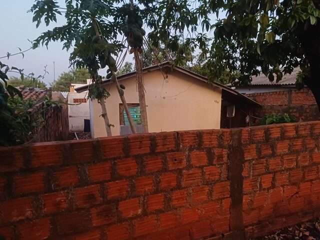 LOTE DE TERRAS SOB Nº 12, DA QUADRA Nº 28, COM A ÁREA DE 200,00M² - RUA ROSA MARIA S. PEREIRA, 150, localizado em Londrina - PR, bairro Jardim Shangri-lá