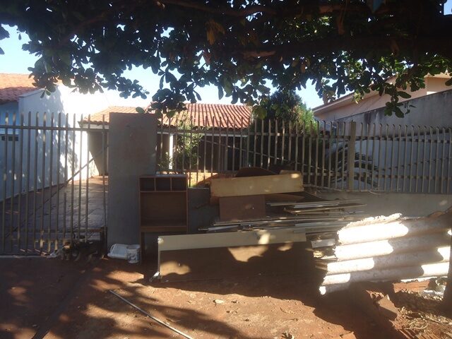 LOTE DE TERRAS SOB Nº 02, DA QUADRA Nº 08, COM A ÁREA DE 250,00M² - RUA HELENA CORTEZ GIAROLA, 199, localizado em Londrina - PR, bairro Jardim Everest