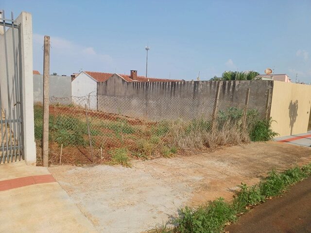 Imagem do imóvel LOTE DE TERRAS SOB Nº 34, DA QUADRA Nº 03, COM A ÁREA DE 270,00M² - RUA DARVIM MARIANO, S/Nº