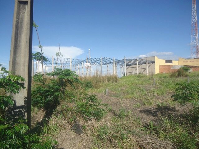 LOTE DE TERRAS SOB Nº 12, DA QUADRA Nº 01, COM A ÁREA DE 288,73M² - RUA JOÃO BATISTA SANTANA, S/Nº, localizado em Londrina - PR, bairro Jardim Tropical A