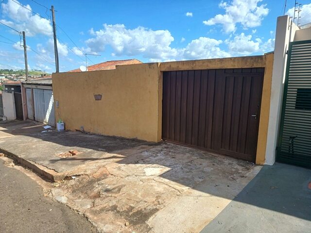 LOTE DE TERRAS SOB Nº 08, DA QUADRA Nº 19, COM A ÁREA DE 200,00M² - RUA JURACY HUGA CABRAL MESSIAS, 904, localizado em Londrina - PR, bairro Jardim Planalto