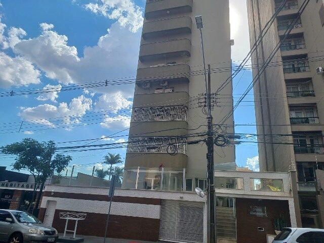 APARTAMENTO Nº 121, SITUADO NO 12º PAVIMENTO SUPERIOR DO EDIFÍCIO DONA ANTONIETA - AVENIDA RIO DE JANEIRO, 942, localizado em Londrina - PR