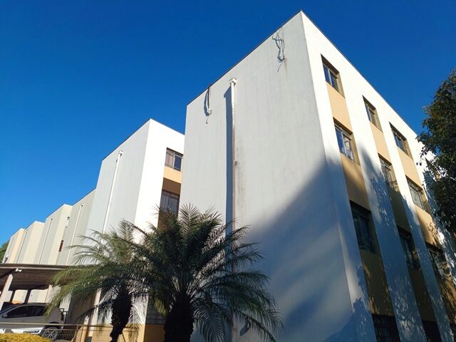 APARTAMENTO Nº 103 TIPO B SITUADO NO PAVIMENTO TÉRREO, DO BLOCO B-4, DO CONJUNTO RESIDENCIAL VALE DOS TUCANOS - RUA OSWALDO BAGGIO, 50, localizado em Londrina - PR