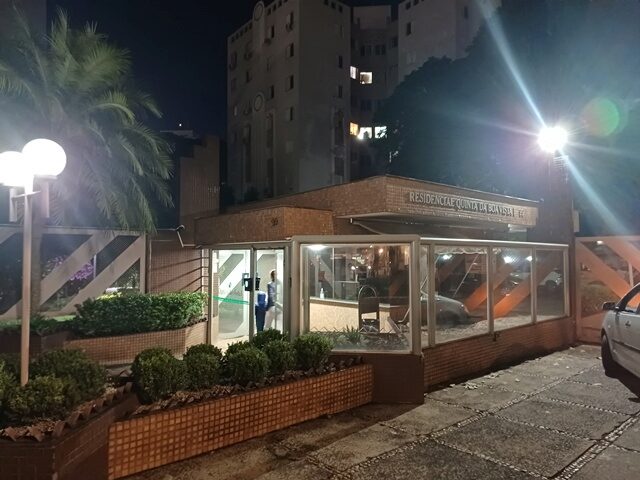 APARTAMENTO Nº 47, SITUADO NO 4º PAVIMENTO DO BLOCO D. PEDRO I, DO RESIDENCIAL QUINTA DA BOA VISTA - AVENIDA GARIBALDI DELIBERADOR, 99, localizado em Londrina - PR