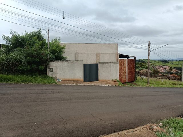LOTE NUMERO 14, DA QUADRA 234, COM A AREA DE 454,20 METROS QUADRADOS, DO JARDIM BANDEIRANTES, CORNELIO PROCOPIO/PR, localizado em Cornélio Procópio - PR, bairro Jardim Bandeirantes