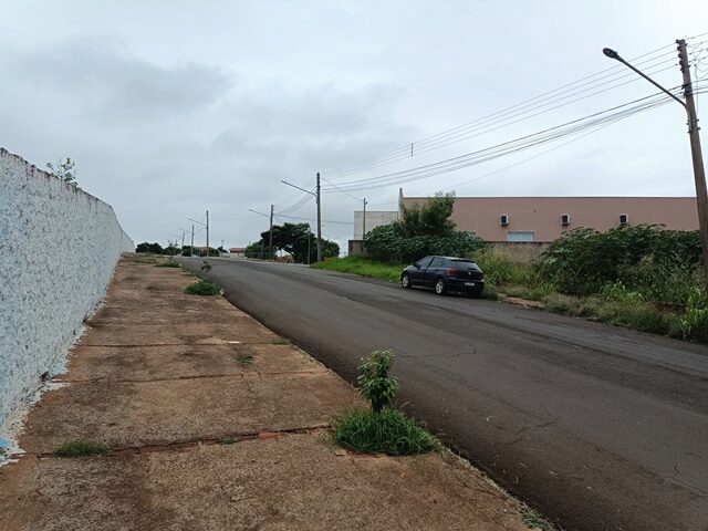 LOTE NUMERO 14, DA QUADRA 234, COM A AREA DE 454,20 METROS QUADRADOS, DO JARDIM BANDEIRANTES, CORNELIO PROCOPIO/PR, localizado em Cornélio Procópio - PR, bairro Jardim Bandeirantes