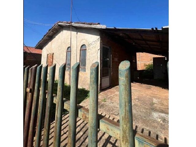 Imagem do imóvel IMOVEL URBANO: LOTE 06 DA QUADRA 08, SITUADO NO CONJUNTO FLORENCIO REBOLHO , COM AREA DE 150,00M2, EM CORNELIO PROCOPIO