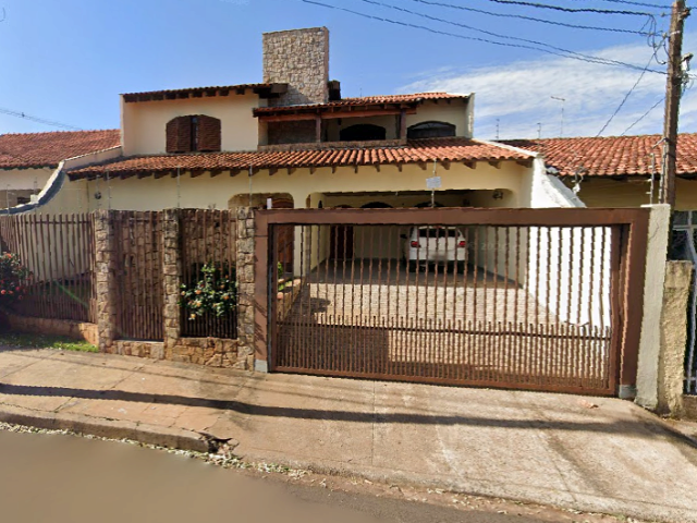 Casa no Jardim San Conrado em Londrina/PR — foto 1