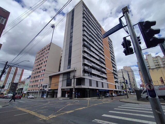 SALA COMERCIAL E GARAGEM NO CENTRO DE CURITIBA - RUA ANDRÉ DE BARROS, 226, localizado em Curitiba - PR