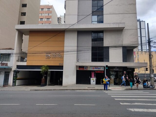 SALA COMERCIAL E GARAGEM NO CENTRO DE CURITIBA - RUA ANDRÉ DE BARROS, 226, localizado em Curitiba - PR