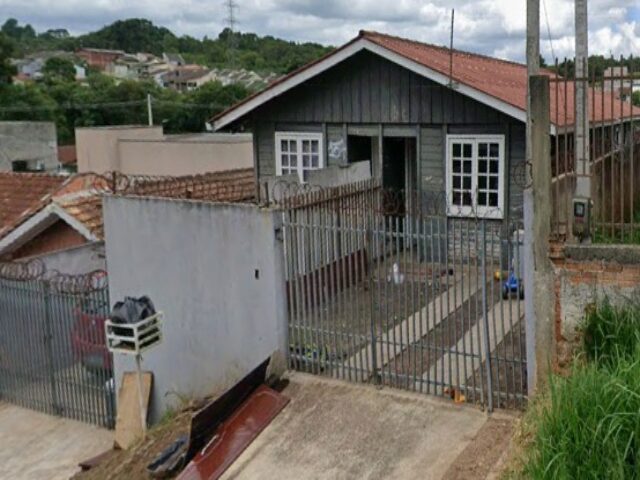 CASA COM 200M2 DE TERRENO EM VILA CAMPESI, CAMPO LARGO/PR, localizado em Campo Largo - PR, bairro Cristo Rei