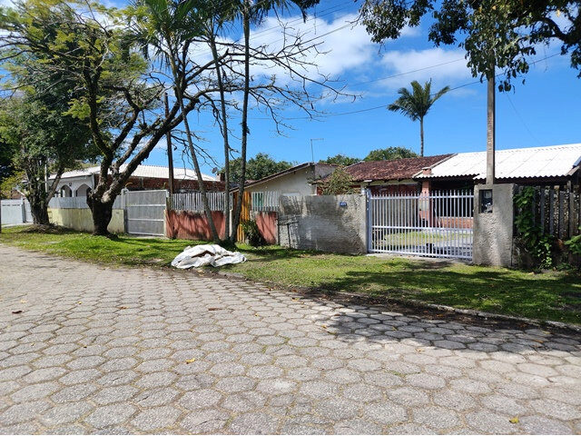 Casa no Balneário Gaivotas (foto 8 de 10)