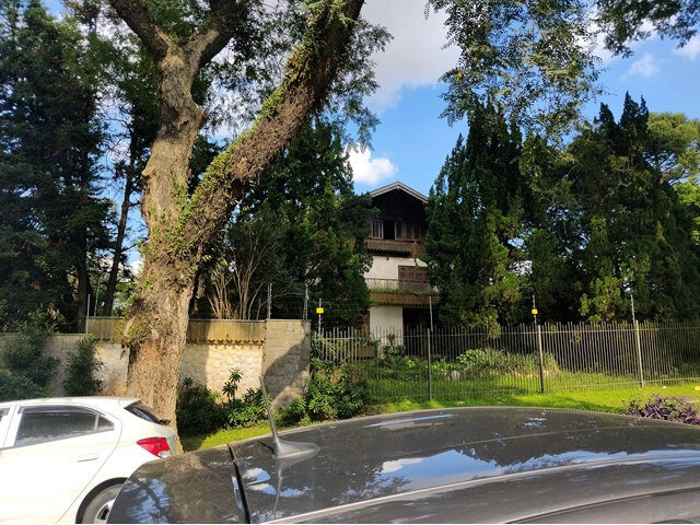 Comercial no Água Verde (foto 3 de 87)