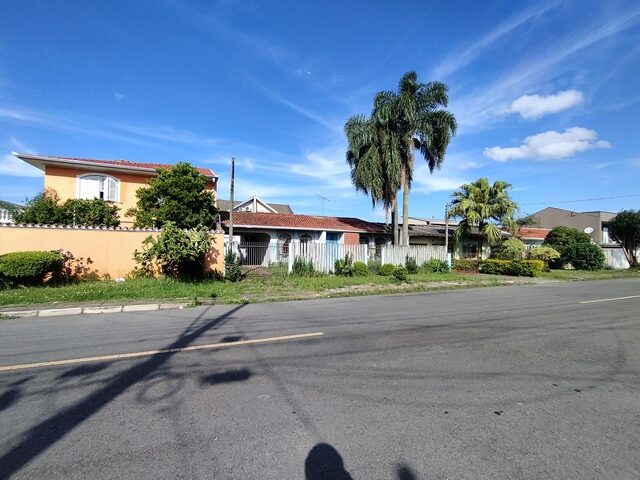 Casa no Cajuru (foto 12 de 14)